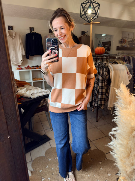Loose fitting Brown Checkered Short Sleeve Sweater