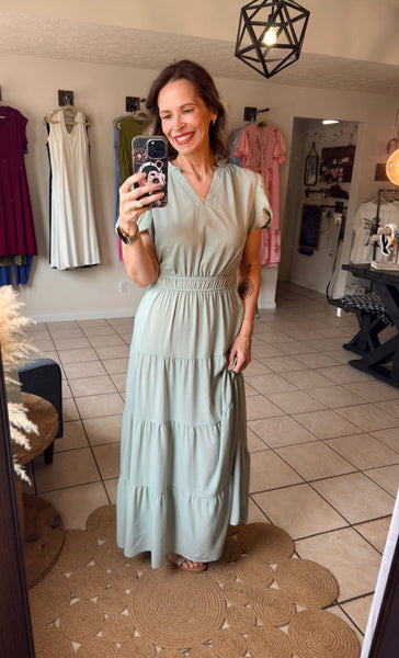 Sage Green V-Neck Puff Short Sleeve Maxi Dress with Pockets