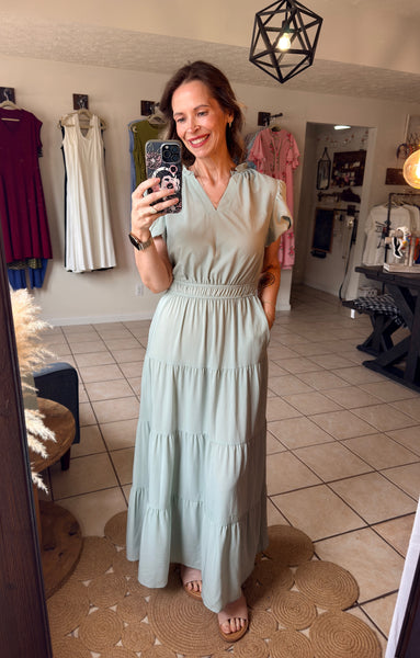 Sage Green V-Neck Puff Short Sleeve Maxi Dress with Pockets
