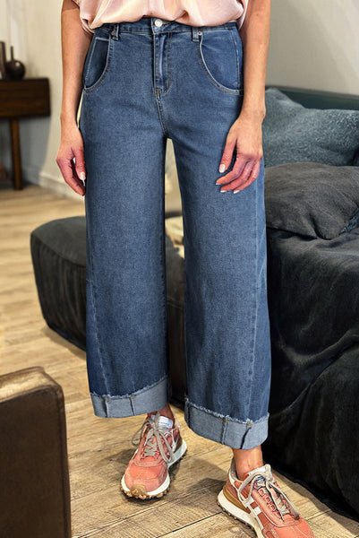 Medium Wash Contrast Stitched Raw Hem Wide Leg Loose Jeans