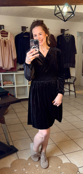 Black Velvet Long Sleeve High Waist Dress