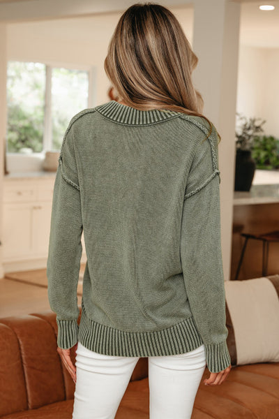 Clover Mineral Wash V-neck Sweater